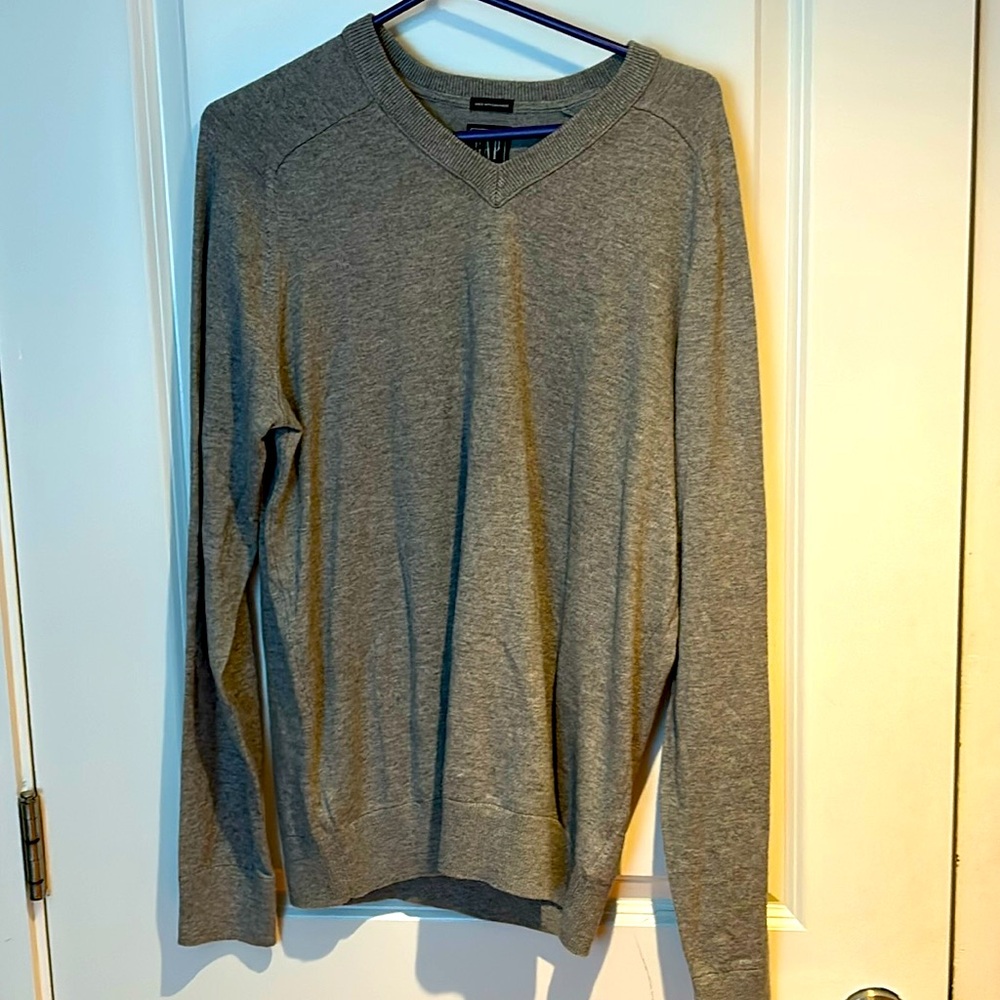 NWT Gap Cotton Cashmere V-neck Sweater - M